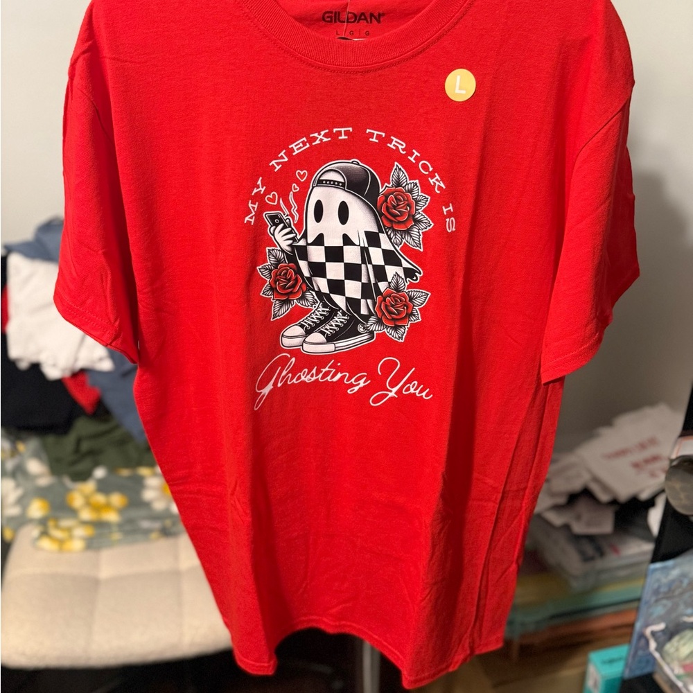 Gildan Red Ghosting You Graphic T-Shirt